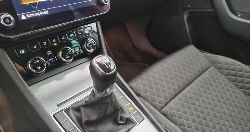 Skoda Superb cena 91900 przebieg: 121030, rok produkcji 2021 z Modliborzyce małe 326